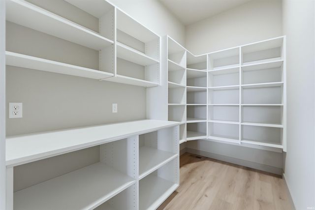 12242 Rain Lily Court, Fort Wayne, IN 46814