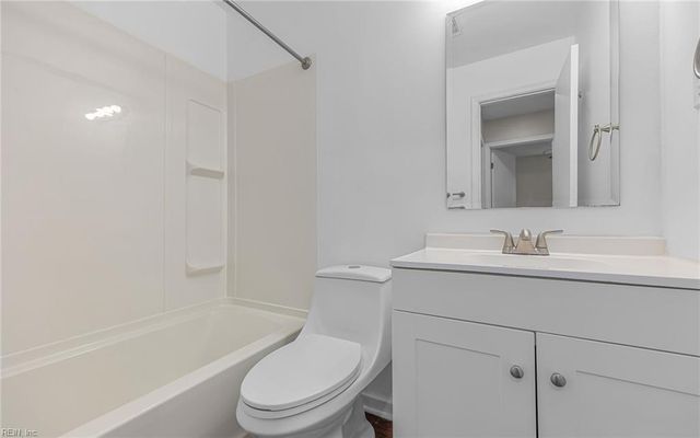 3250 Saxon PL, Virginia Beach, VA 23453