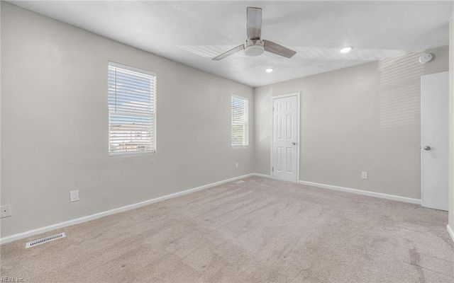 3250 Saxon PL, Virginia Beach, VA 23453