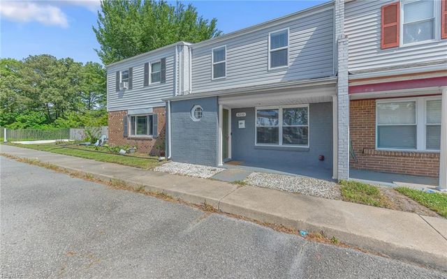 3250 Saxon PL, Virginia Beach, VA 23453