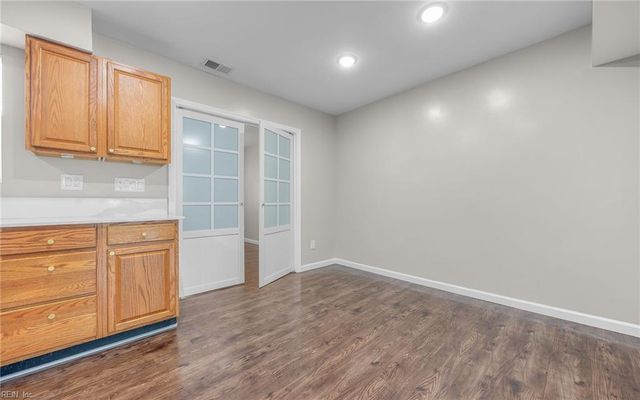 3250 Saxon PL, Virginia Beach, VA 23453