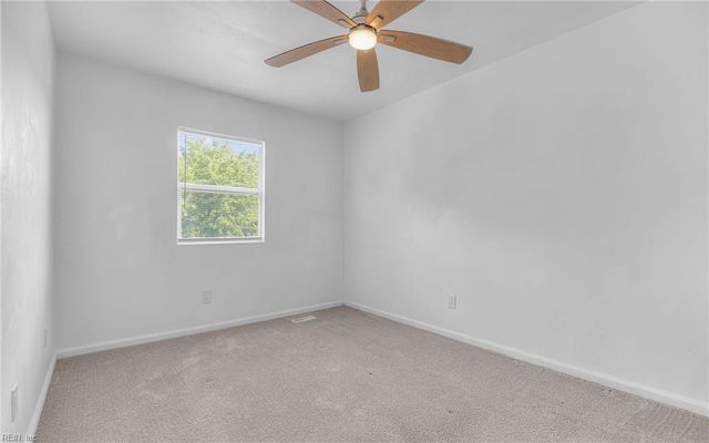 3250 Saxon PL, Virginia Beach, VA 23453