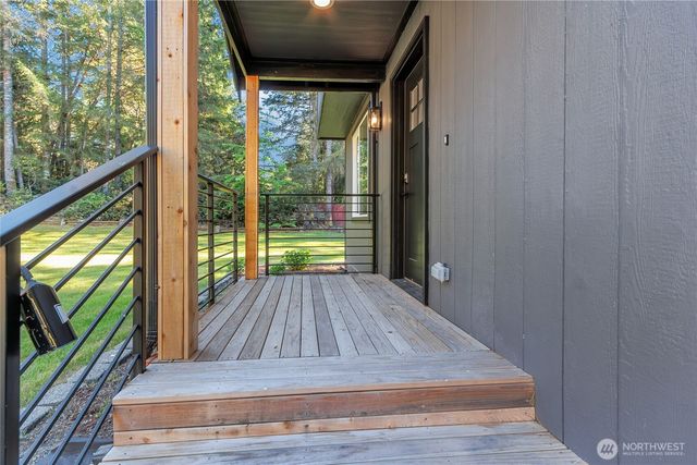 210 Tiedeman Road NW, Lakebay, WA 98349