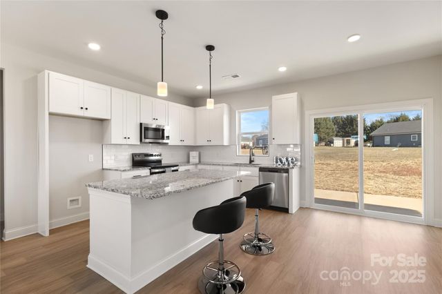 101 Allen Hill Way, Olin, NC 28660