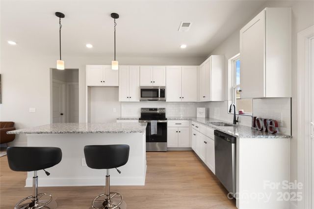 101 Allen Hill Way, Olin, NC 28660