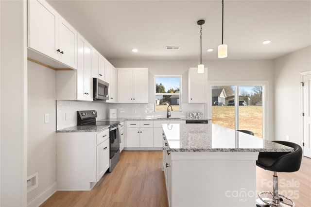 101 Allen Hill Way, Olin, NC 28660