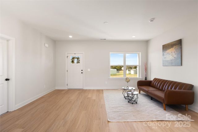 101 Allen Hill Way, Olin, NC 28660