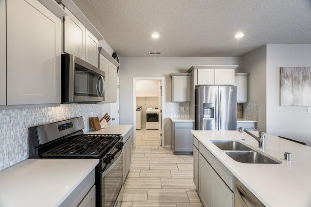 3205 Tazanita Loop SE, Rio Rancho, NM 87124