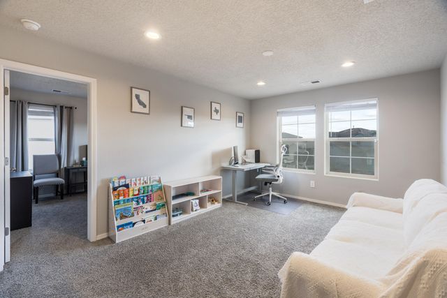 3205 Tazanita Loop SE, Rio Rancho, NM 87124