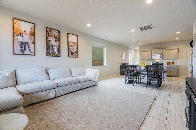 3205 Tazanita Loop SE, Rio Rancho, NM 87124