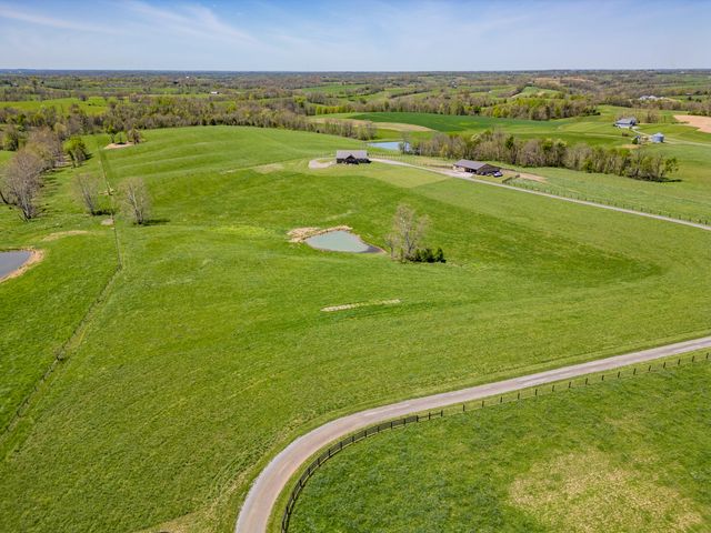 5990 Moorefield Road, Carlisle, KY 40311