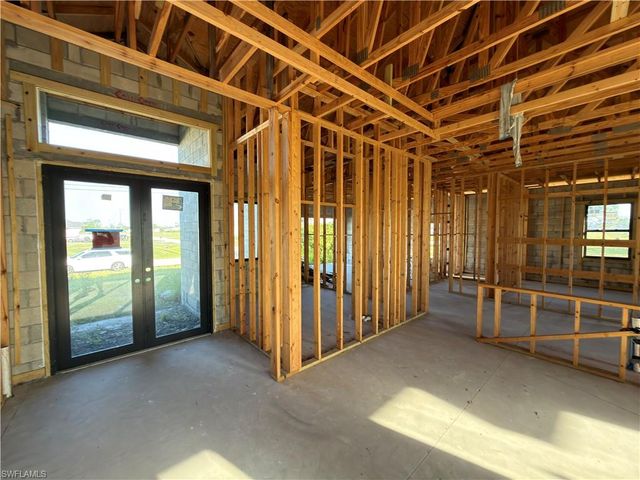 2713 NW 18th AVE, Cape Coral, FL 33993