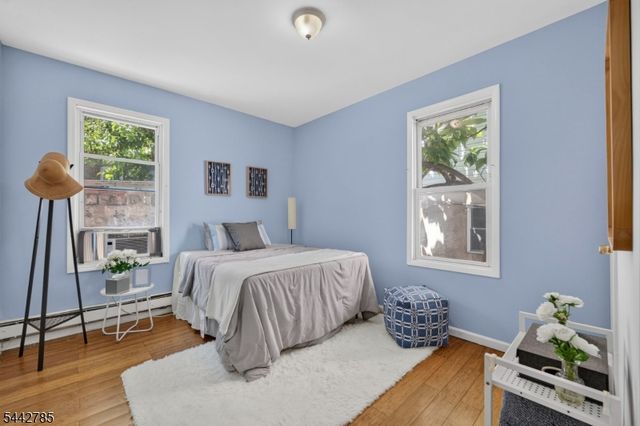 17 Wolcott Ter 2, Newark City, NJ 07112