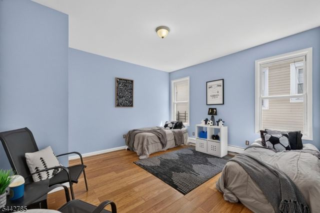 17 Wolcott Ter 2, Newark City, NJ 07112