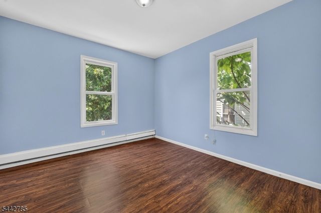 17 Wolcott Ter 2, Newark City, NJ 07112