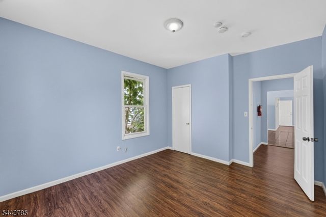 17 Wolcott Ter 2, Newark City, NJ 07112