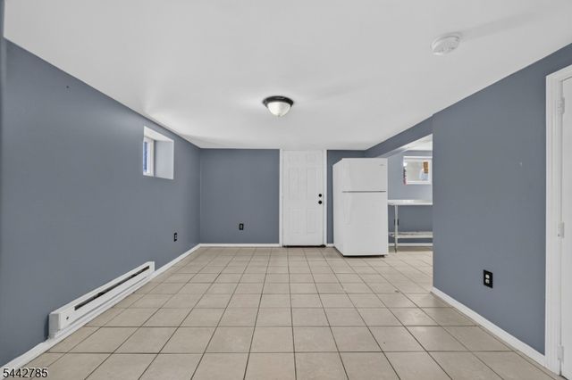 17 Wolcott Ter 2, Newark City, NJ 07112