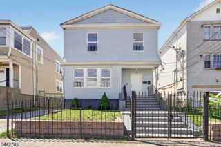 17 Wolcott Ter 2, Newark City, NJ 07112