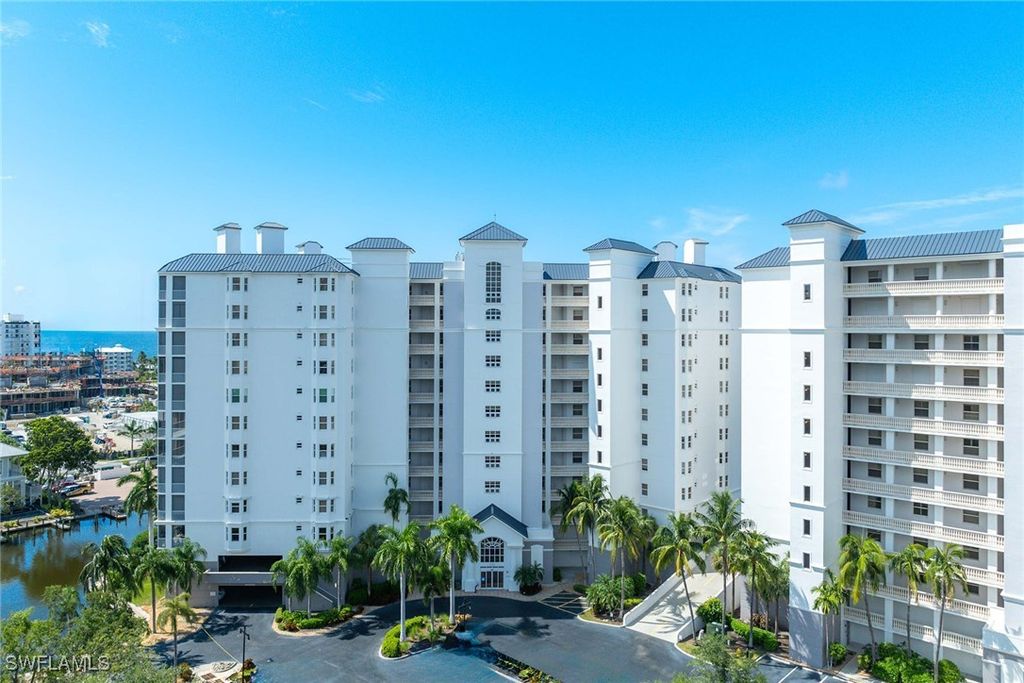 400 Flagship DR 1008, Naples, FL 34108
