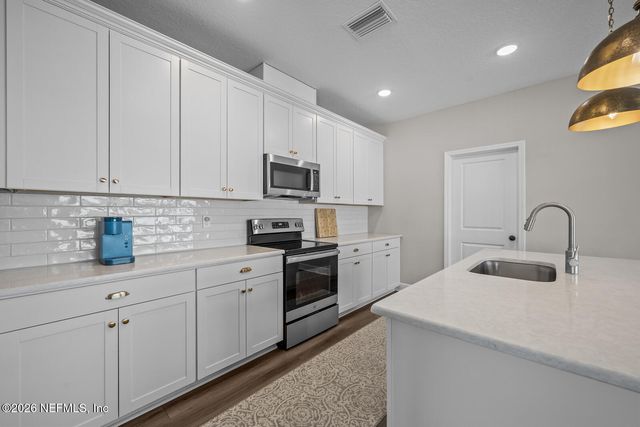 9915 REVOLUTION Court, Jacksonville, FL 32256