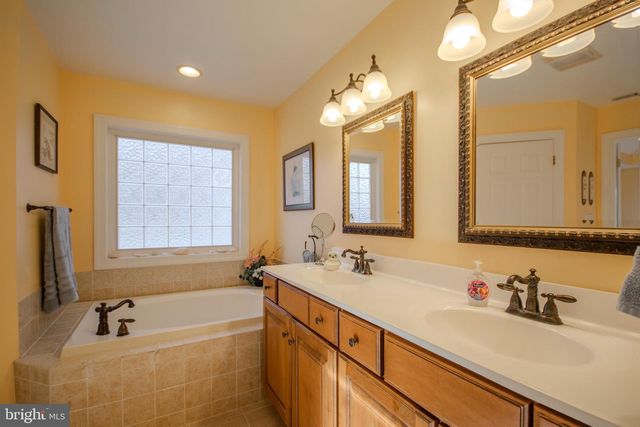 27120 COACH HOUSE LN, Salisbury, MD 21801