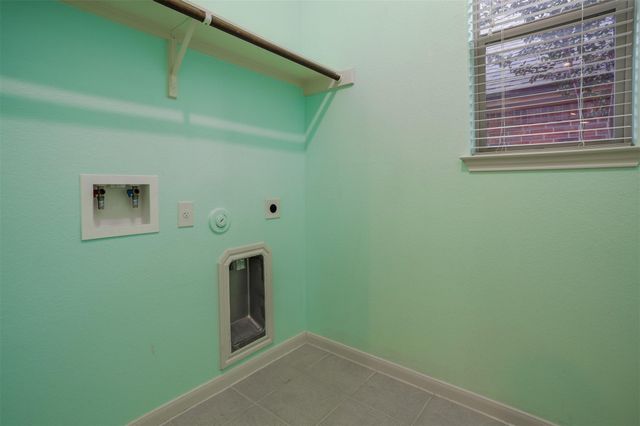 13512 Hymeadow CIR, Austin, TX 78729