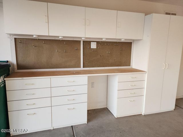 8340 N Austin Nikolas Court, Tucson, AZ 85704