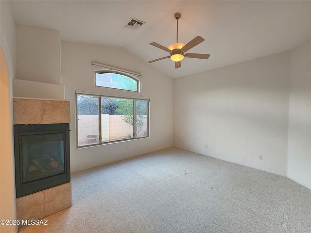 8340 N Austin Nikolas Court, Tucson, AZ 85704