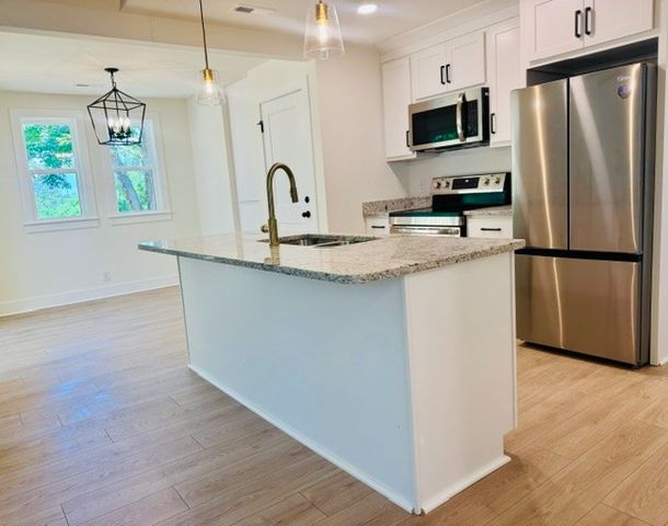 604 Debbie Dr, Hermitage, TN 37076