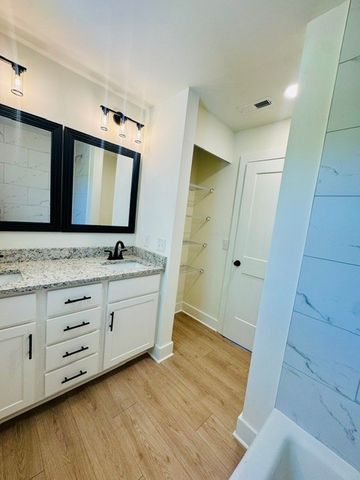 604 Debbie Dr, Hermitage, TN 37076