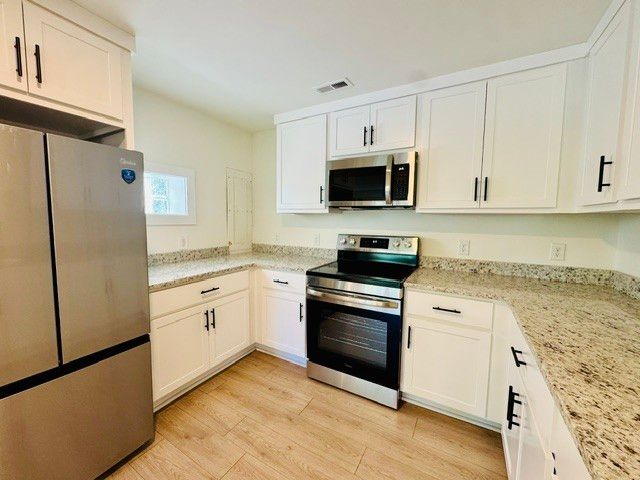604 Debbie Dr, Hermitage, TN 37076