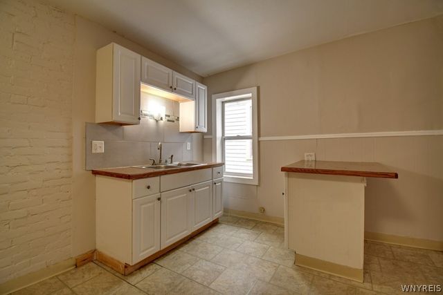 25 Bremen Street, Buffalo, NY 14213