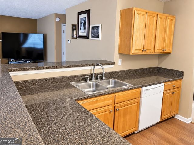 2875 Lake Port Drive, Snellville, GA 30039