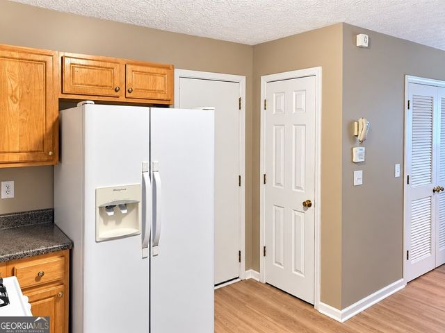 2875 Lake Port Drive, Snellville, GA 30039