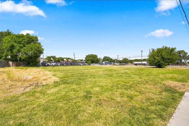 5212 Bernal Drive, Dallas, TX 75212
