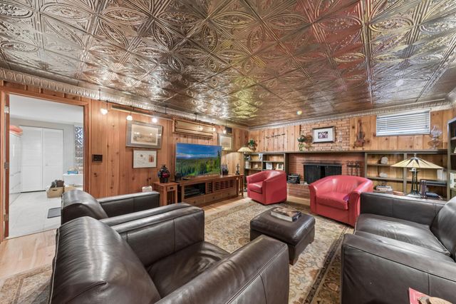 3621 Glenhurst Avenue, Saint Louis Park, MN 55416