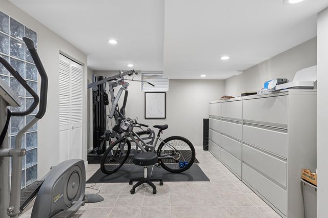 3621 Glenhurst Avenue, Saint Louis Park, MN 55416