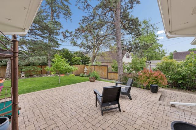 3621 Glenhurst Avenue, Saint Louis Park, MN 55416