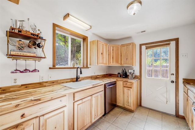 1525 W US Highway 34, Loveland, CO 80537