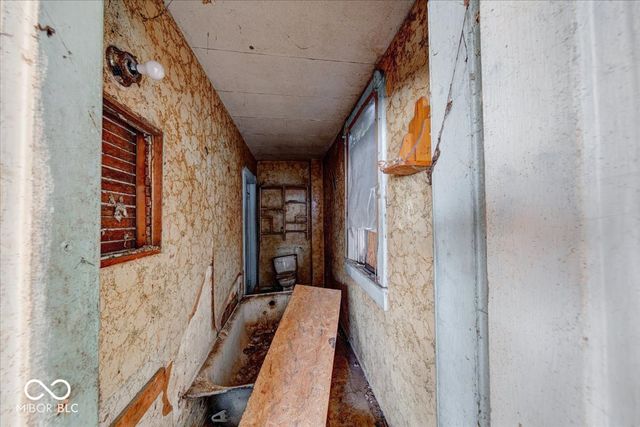 1229 N Tuxedo Street, Indianapolis, IN 46201