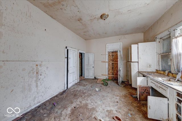 1229 N Tuxedo Street, Indianapolis, IN 46201