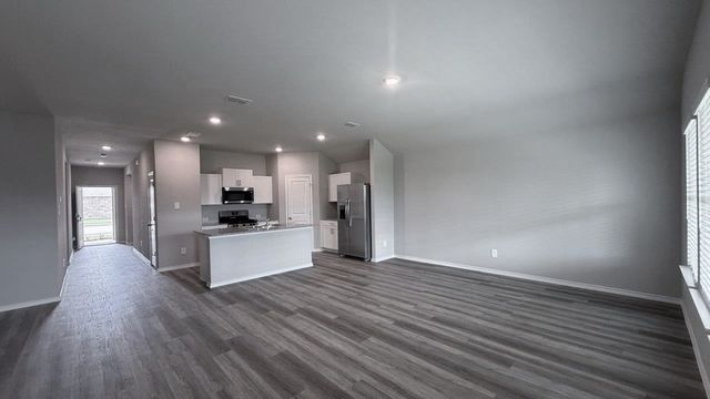 8512 DUNNSTOWN Drive, Fort Worth, TX 76131