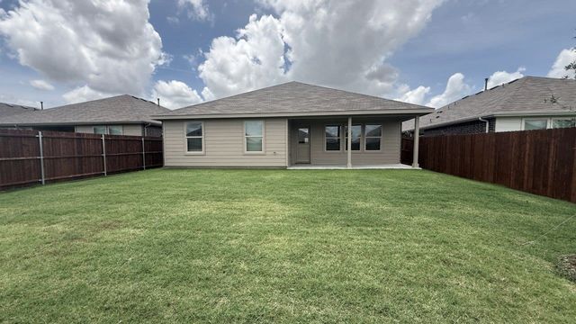 8512 DUNNSTOWN Drive, Fort Worth, TX 76131