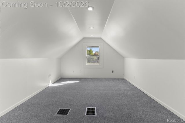 5649 Colonial Street, Dearborn Heights, MI 48127