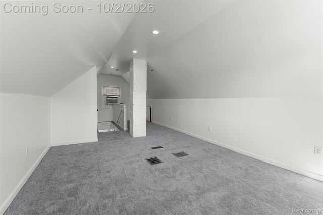 5649 Colonial Street, Dearborn Heights, MI 48127