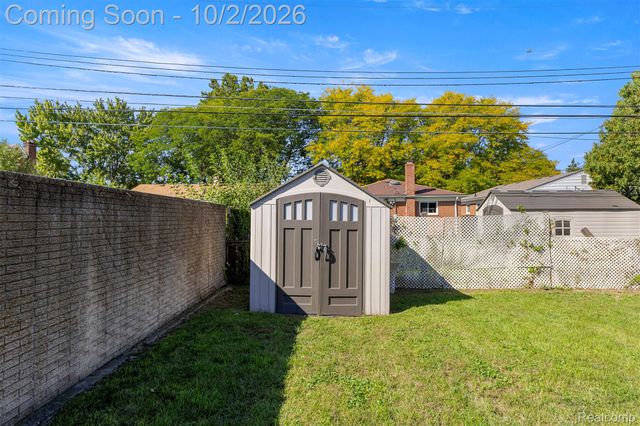 5649 Colonial Street, Dearborn Heights, MI 48127