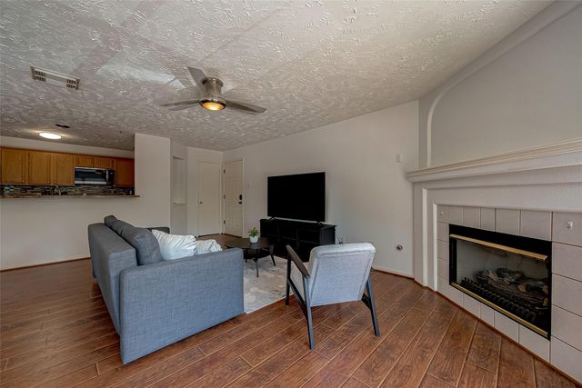 8051 Bay Branch Drive 2, The Woodlands, TX 77382