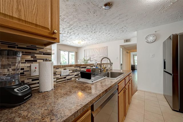 8051 Bay Branch Drive 2, The Woodlands, TX 77382