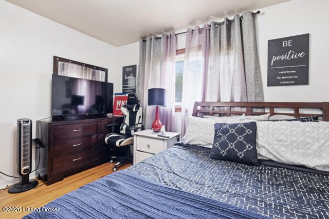 3115 Hikes Ln, Louisville, KY 40220
