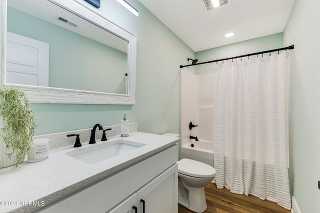 230 NE 74th Street, Oak Island, NC 28465